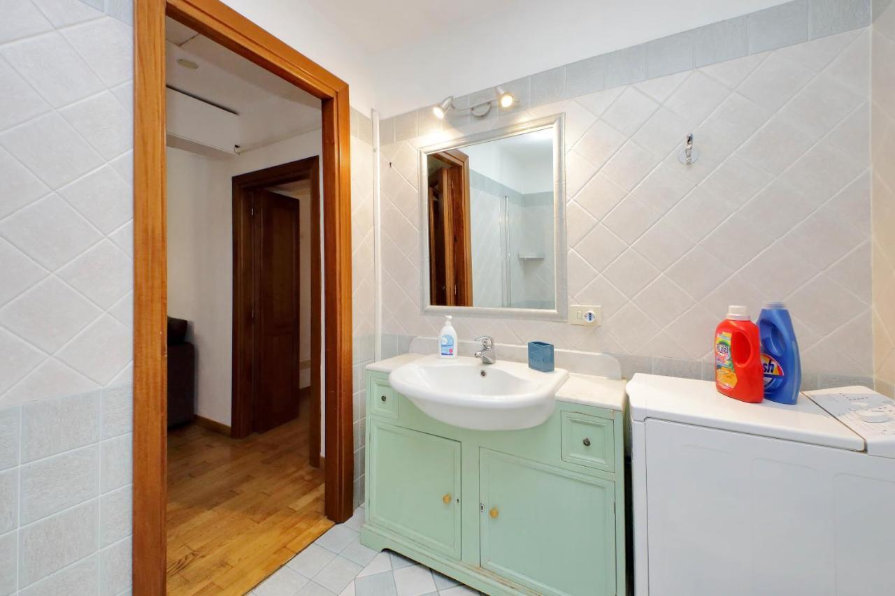 Vatican Spacious Modi Apartment โรม ภายนอก รูปภาพ